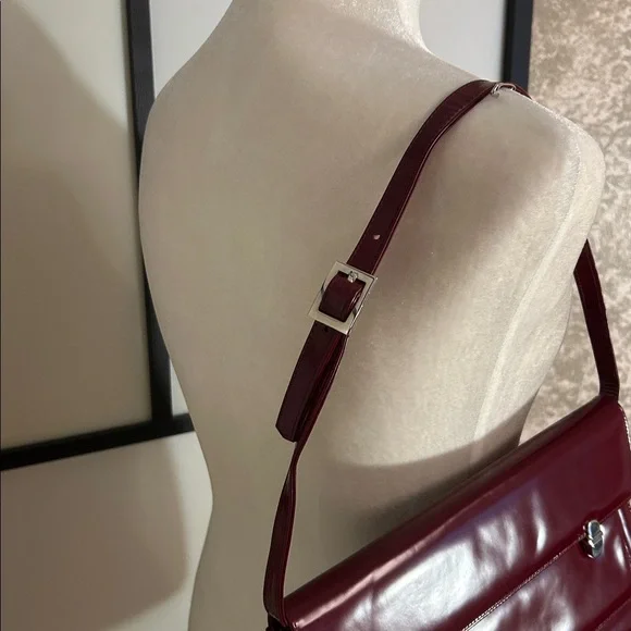 Charles Jourdan Deep Red Shoulder Bag - Picture 4 of 14